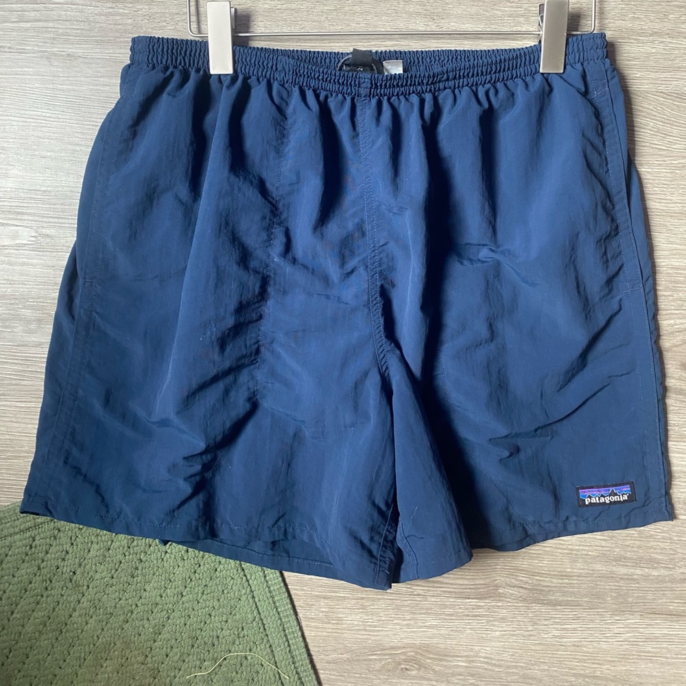 Men’s L Patagonia baggies